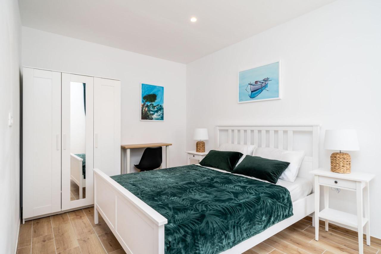 Apartments Marta ซัฟทัท ภายนอก รูปภาพ
