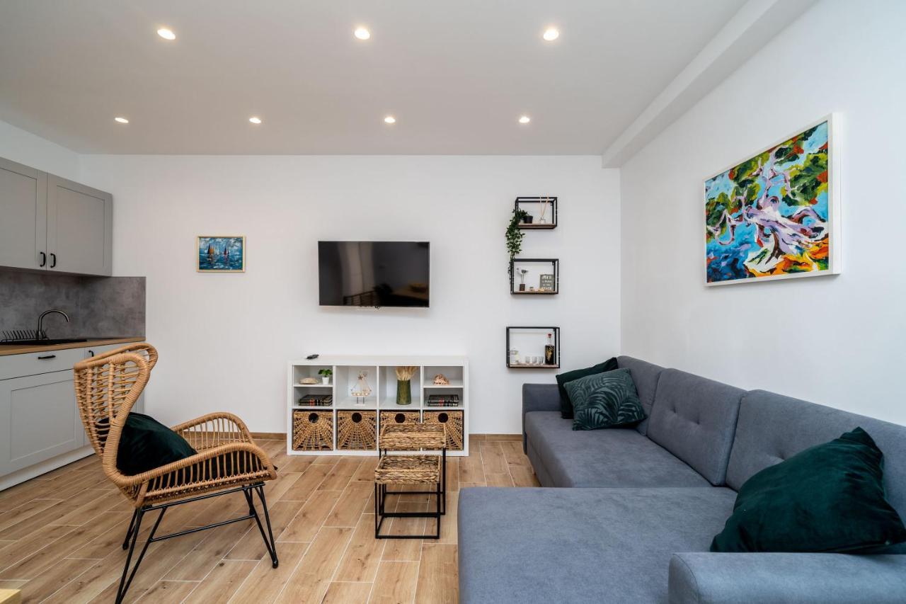 Apartments Marta ซัฟทัท ภายนอก รูปภาพ