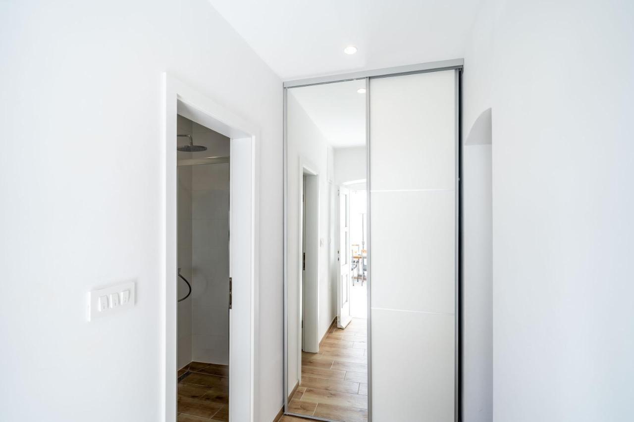 Apartments Marta ซัฟทัท ภายนอก รูปภาพ